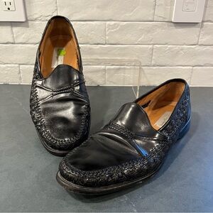 Mezlan sz 11.5 black leather woven panel loafers
